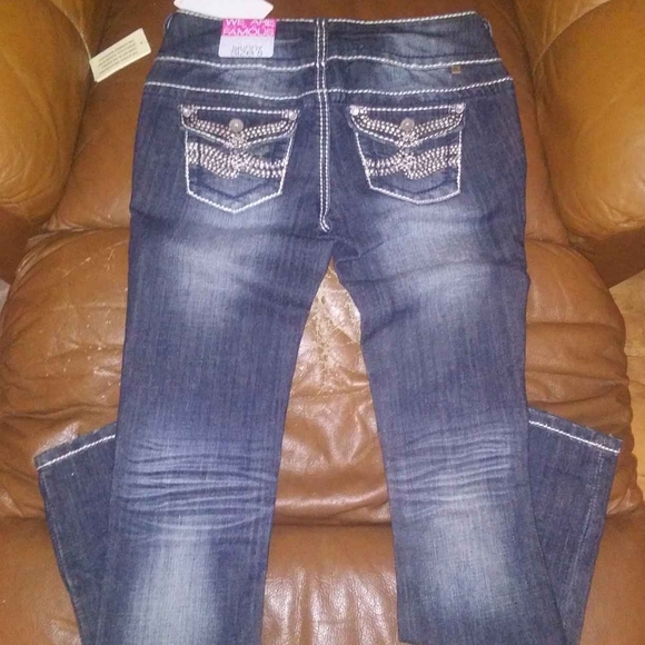 Almost Famous - Picture 5 of 7